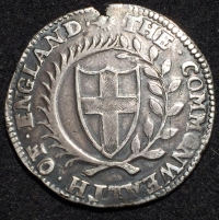 A REALLY WELL STRUCK & CENTRAL COMMONWEALTH HALFCROWN of 1652. Totally original and uncleared, with a classic cobalt grey tone. (Struck under Oliver Cromwell, The Lord Protector, this is a Scarcer Date)